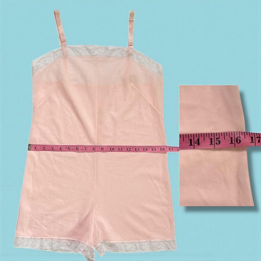 Vintage Pink Teddy Size 34 White Lace Gaymode Lingerie Romper - Picture 9 of 11